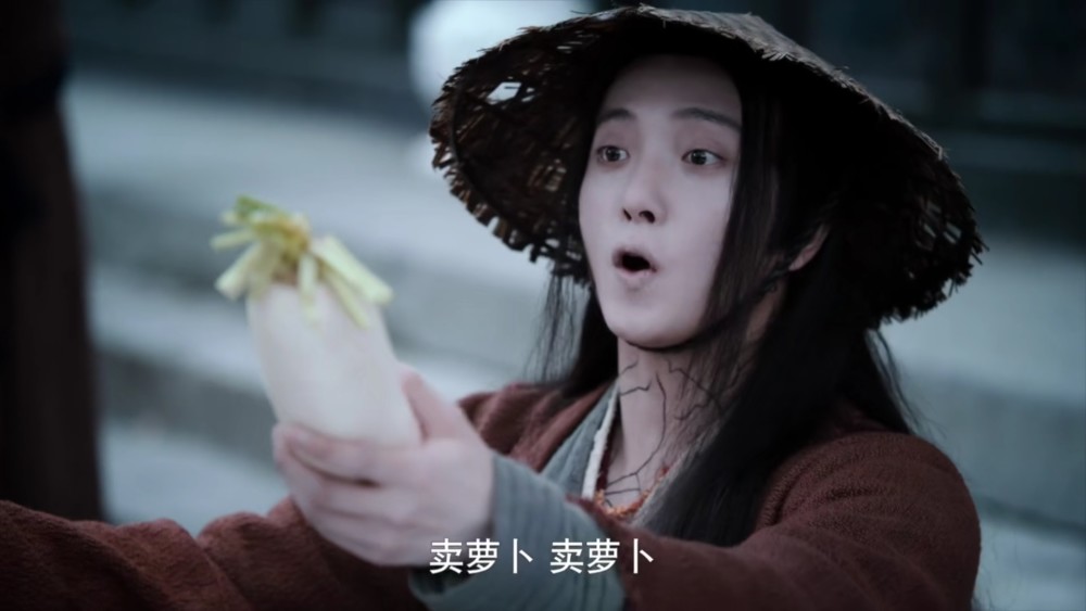 温宁被迫营业现场,变小记者被打脸,卖萝卜遭吐槽,好惨一孩子!