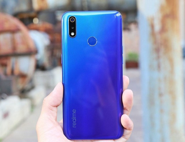 骁龙710 ufs闪存 20w快充 不到千元,你还买红米吗?