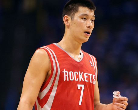 林书豪在活动现场当众流泪,说出了自己的真实感受,也是不易啊