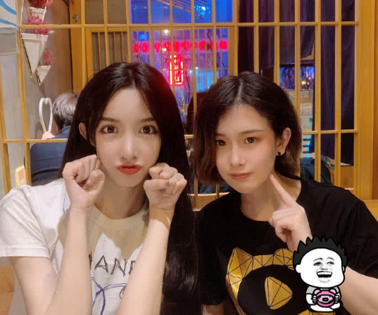 轩墨宝宝"女朋友"曝光?坐在一起毫无违和感,网友:这才是真爱