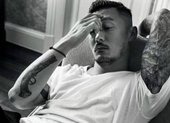 男明星纹身:余文乐炫酷,王明阳霸气,而他的却让人一言难尽