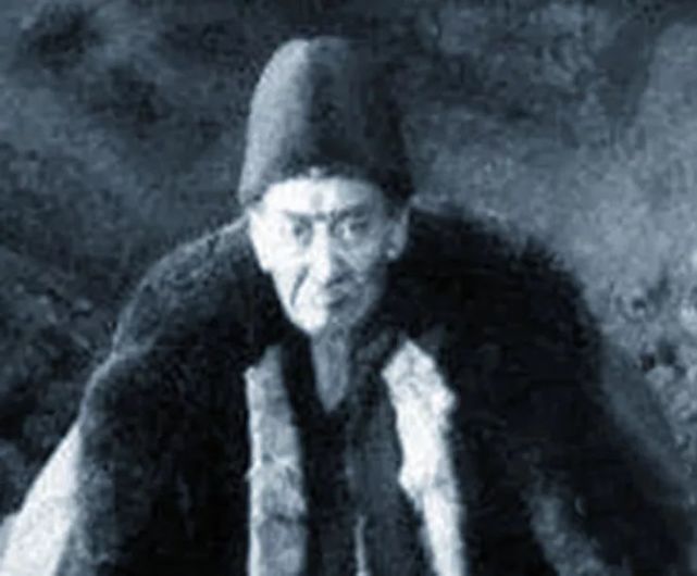 着地堡碉堡",身边还有"八大金刚"护驾的座山雕,真实的"座山雕"张乐山