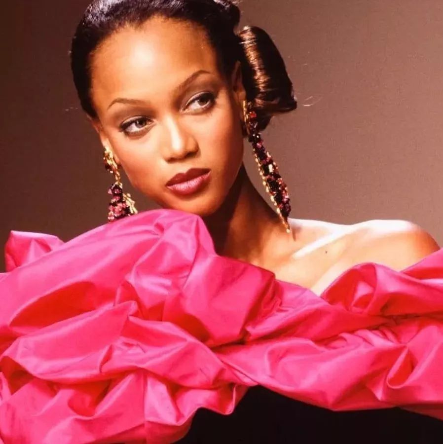 知名模特公开骂naomi碧池疑似被封杀