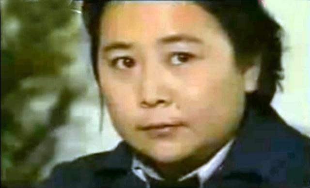 在《寻找回来的世界》中扮演薛副校长的李明珠,当年出演这部戏的时候