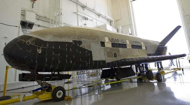 X37B项目一直低调测试:抢先研发轨道轰炸