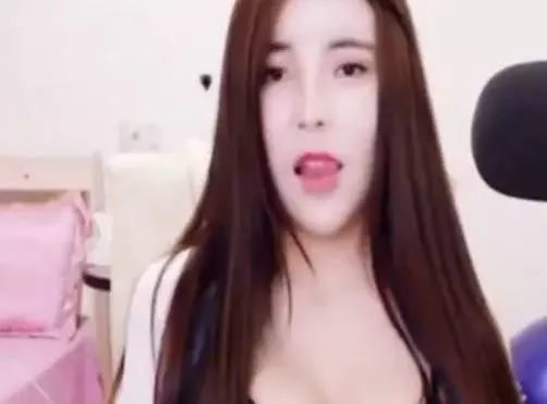 萝莉主播变大妈