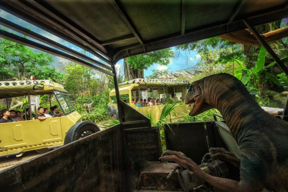 一起来吧,超大型侏罗纪实景体验基地落户中华恐龙园