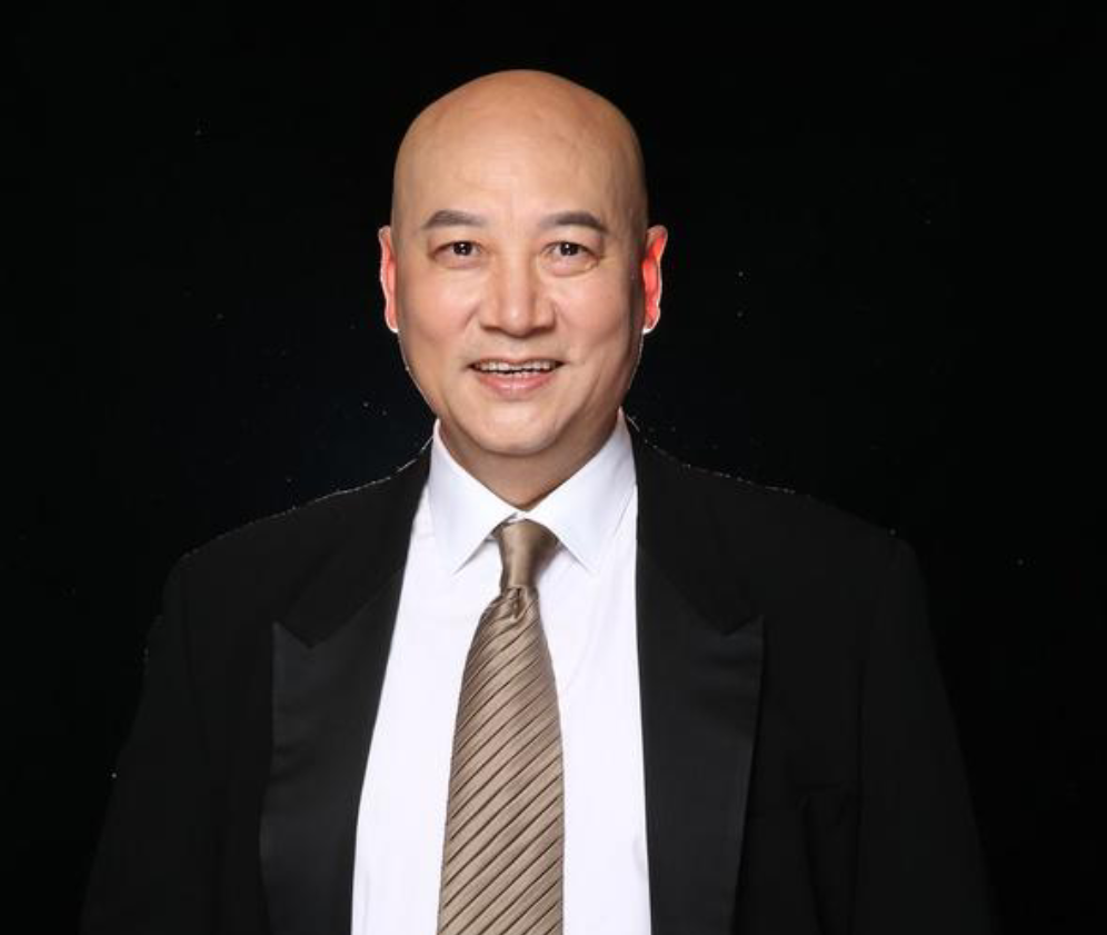 看迟重瑞对富豪妻子的两种称呼一种是董事长一种是陈丽华女士