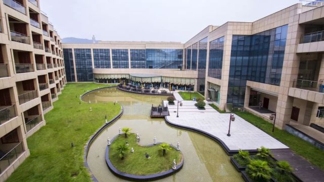 免费游尧山泡温泉 | 八一建军节，向世界上最可爱的人致敬！