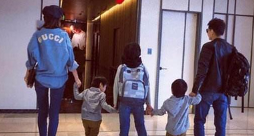 林志颖结婚纪念日与老婆单独去看 狮子王 抛下儿子独自在家