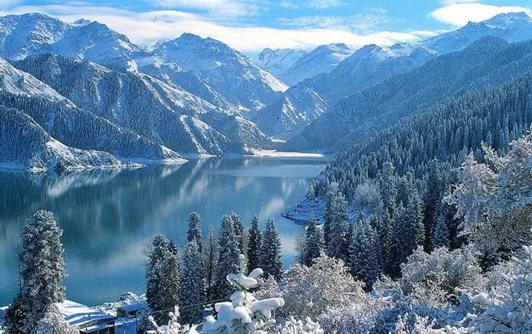 这里有雪山冰泉