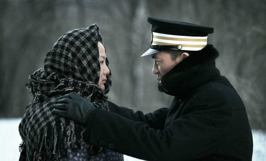 悬崖:周乙和顾秋妍的精神出轨,为何如此让人心疼?