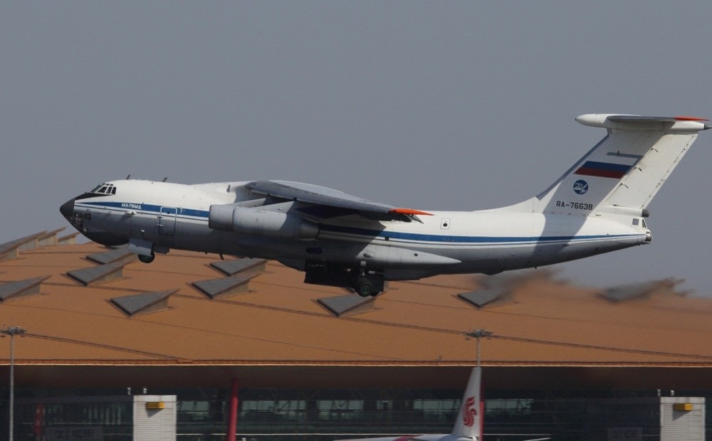 无惧19国联军,40架伊尔76陆续飞跃,向全世界传递一信息