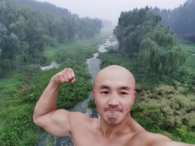 武僧一龙曝光全年隐退原因不退赛可能终生瘫痪连累未来妻子