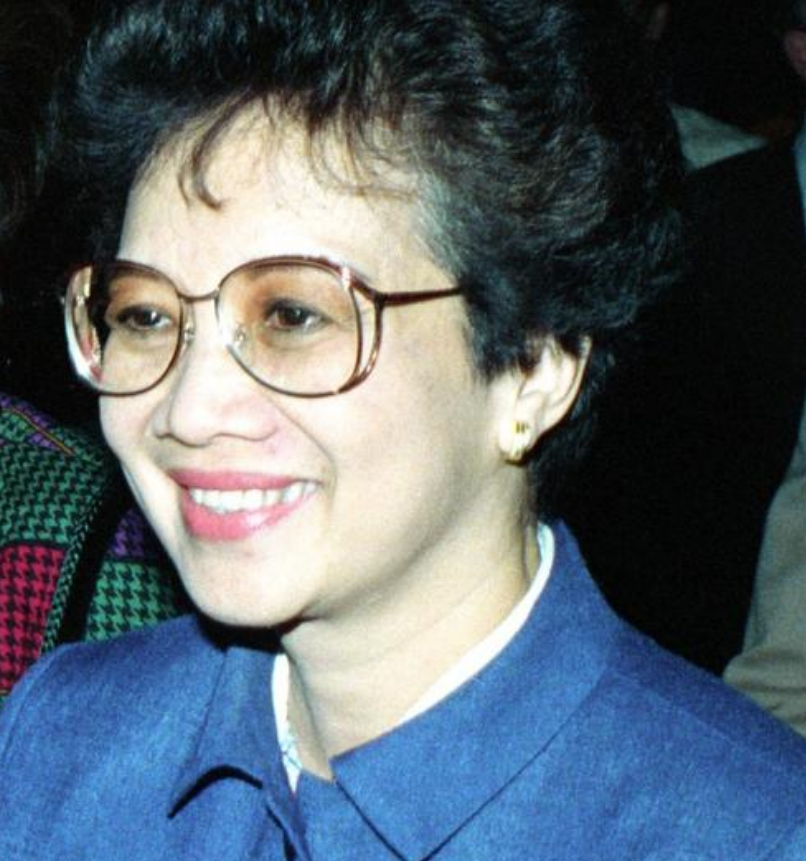 亚洲首位女总统,菲律宾人的母亲,直言为