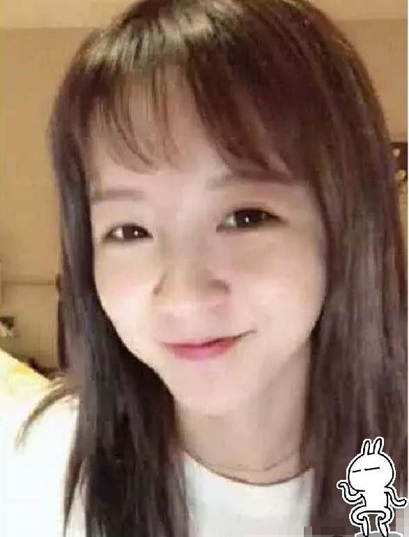 虎牙一姐莉哥近照曝光如今从事这门职业网友是个潜力股