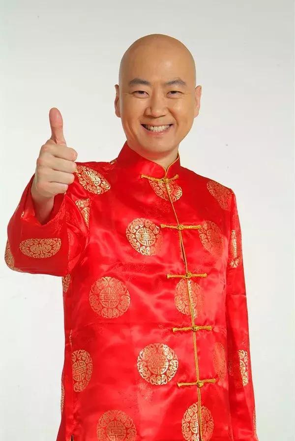 做网红不丢脸,郭冬临不演小品改做直播,一条视频被点赞千万