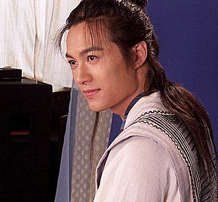 还记得《七仙女》中的董永吗?看到他的军装照,简直帅到高攀不起