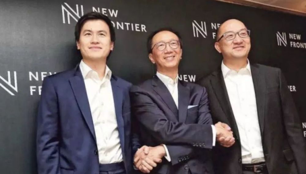 文咏珊|32岁文咏珊坐老公大腿秀恩爱，继baby之后她也成了人生赢家