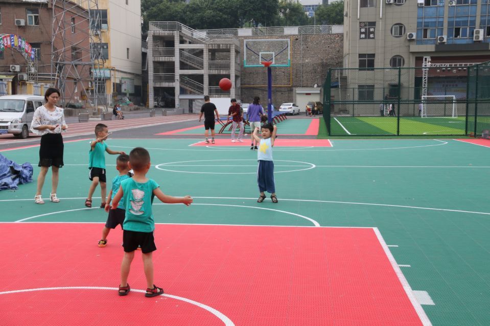 新城人都羡慕了 老城大操场如今这模样