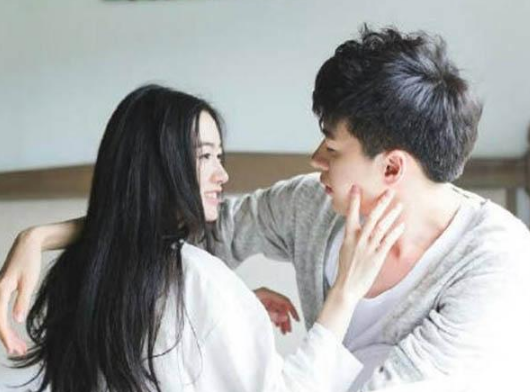 一个男人真心爱你,他就会是这个样子