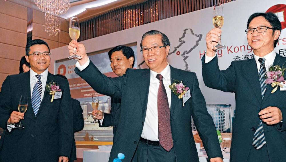 唯一一家与庄氏家族有关系的港大零售也在2017年被庄静庵的儿子庄学海