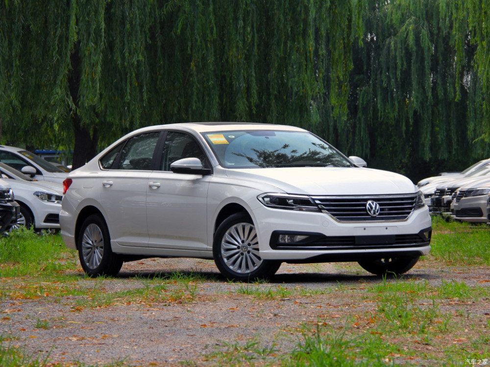 本人94年,月收入20k,请问买什么车比较好?