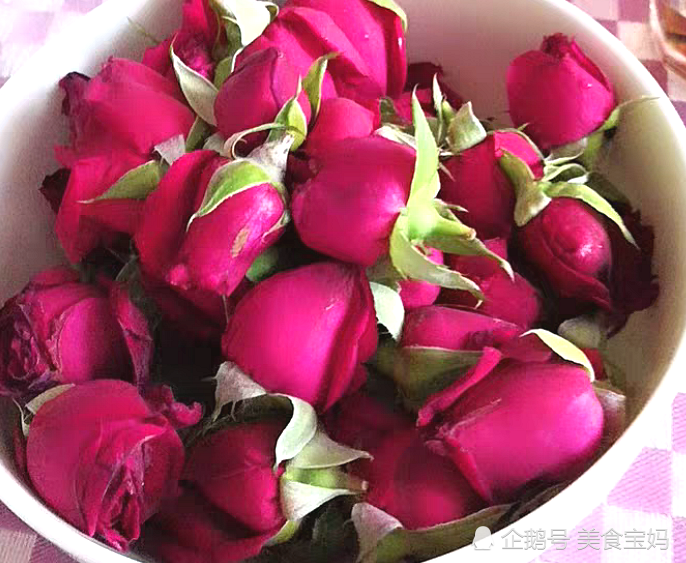 玫瑰花加它一起吃 去湿气减皱纹 减掉大肚腩 清肠 补水又排毒