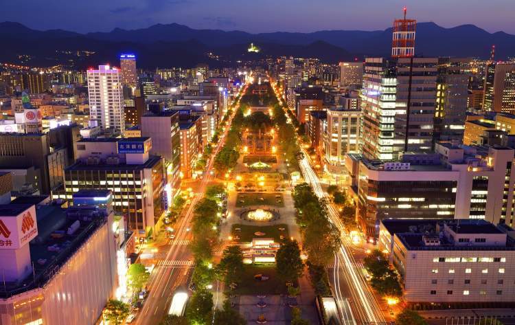 这几个日本顶级夜景地 还原新海诚二次元动画里的美