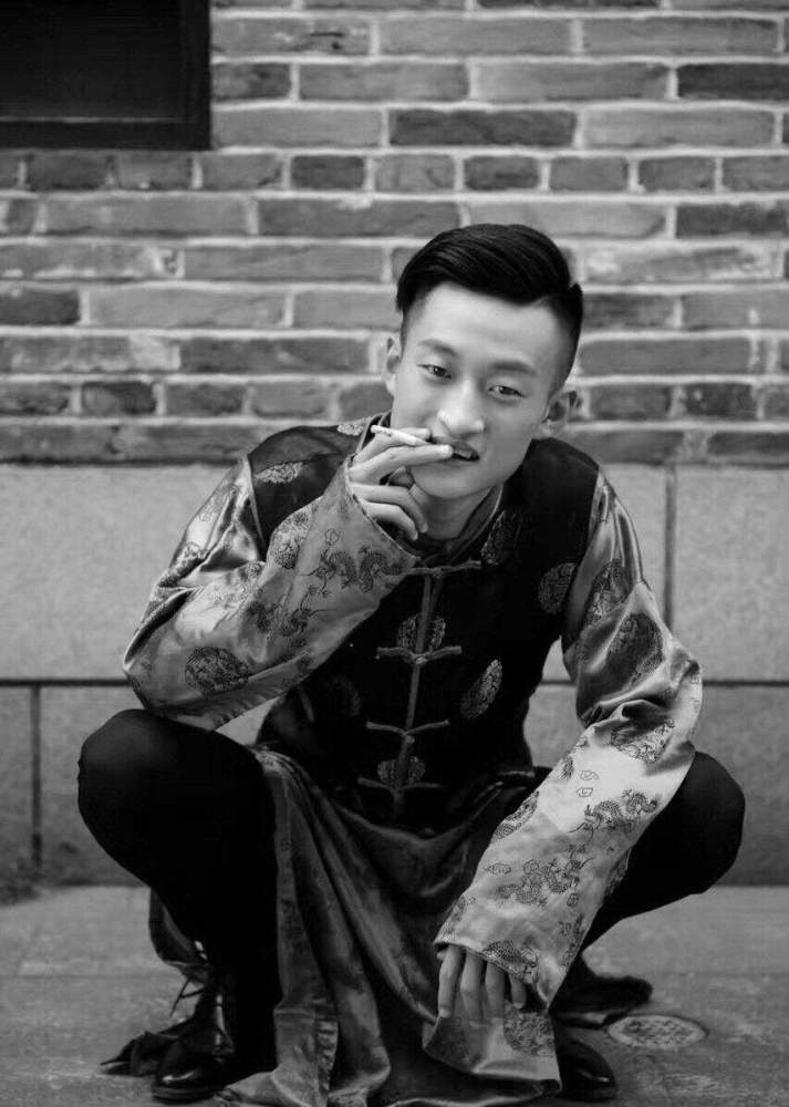 快手第一网红祁天道涉嫌诈骗已经被捕入狱粉丝们拍手叫好