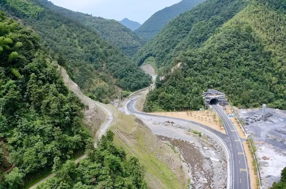 330國道臨安湍口至淳安臨岐段通車