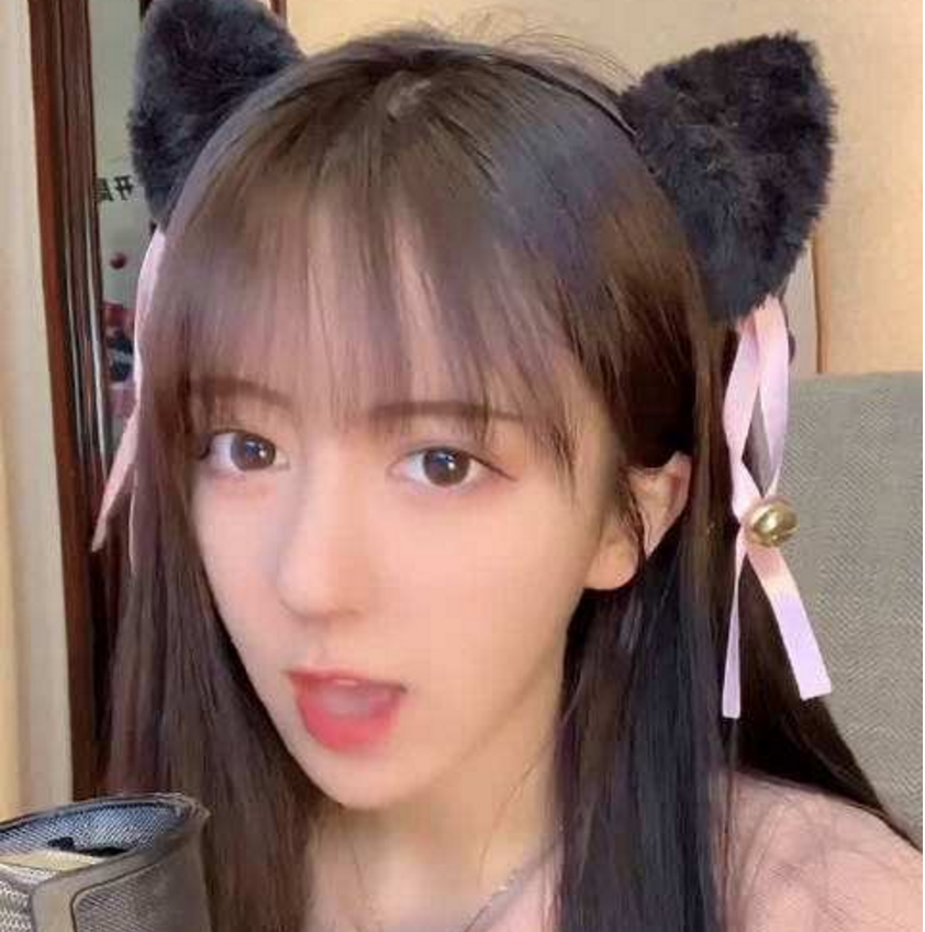 被吐槽是"老女人"后,呆妹儿直接摊牌晒出证件照,网友:a爆了