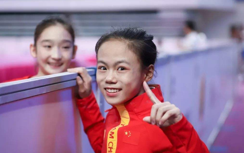 厉害!15岁中国体操天才少女崛起,豪揽7枚奖牌闪耀青运会