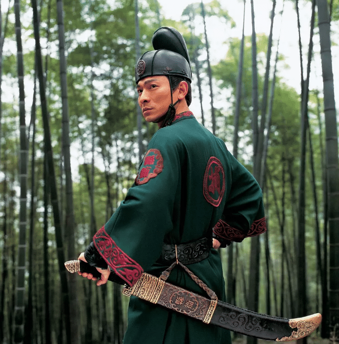 张艺谋执导的《十面埋伏》,华仔饰演的这个角色最让人心疼