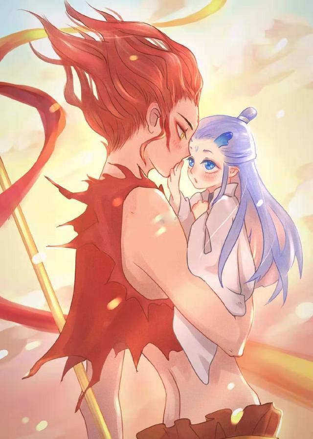 哪吒小敖丙被众人捧在怀里时龙王满脸心疼哪吒好甜