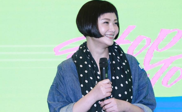 即使发行了专辑,在多数人心里萧淑慎仍旧是那个mv中的短发女孩,她歌手