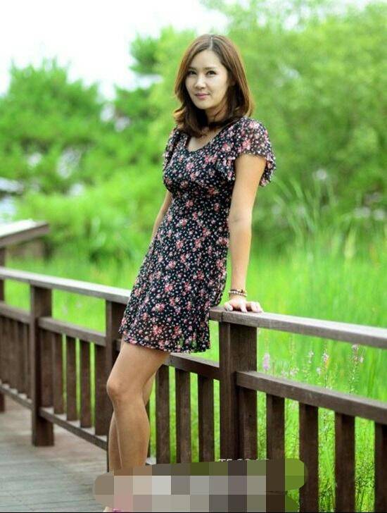 说起女星郑仁雅,她是韩国小有名气的演员,曾经出演过《可可岛的秘密》