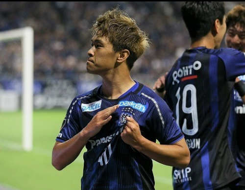 曼城正式签下大阪钢巴21岁小将食野亮太郎成夏窗第7位新援