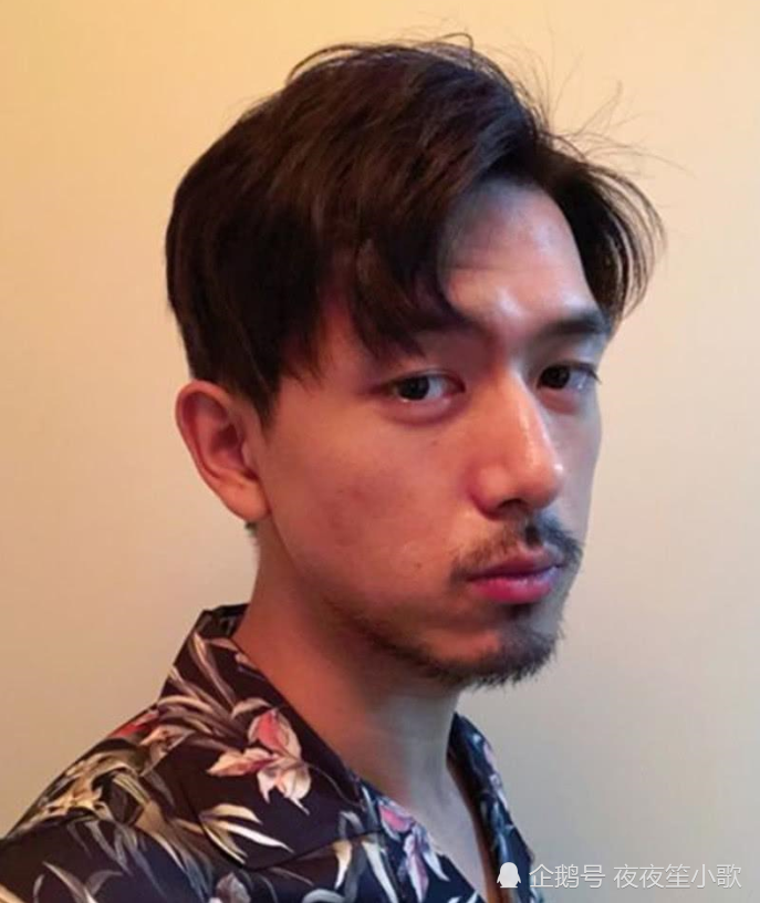 李现留胡子旧照曝光!看到这个颜值,网友直呼:还我韩商言!