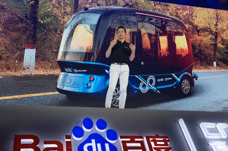 李彦宏站台的无人巴士项目生变：主力人员撤出 产品停止推广