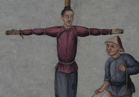 1 / 5腰斩.听名字就应该知道,就是将人从腰部开始将他切成两半.