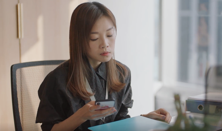 小欢喜小金举报雷蒙德遭报复惨被推下楼流产童文洁怒撕渣男