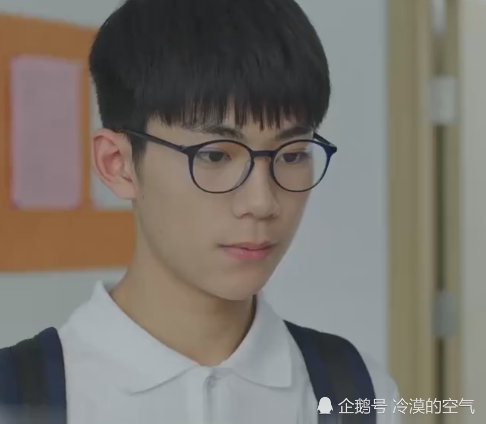 小欢喜林磊儿考上清华抱住小姨哭泣终于可以让已故母亲放心