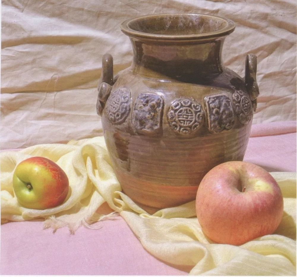 超强干货丨色彩静物组合之罐子和两个苹果