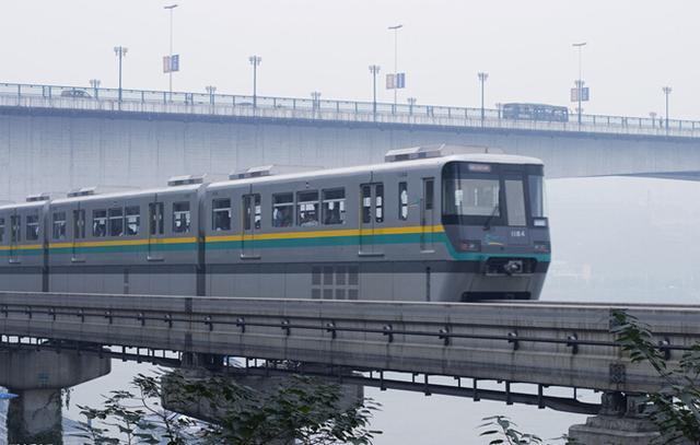 不得了轻轨飞跃洞庭湖岳阳市这次要干啥