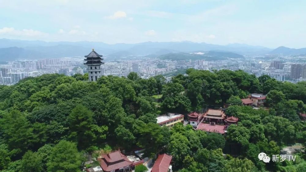 大錦山公園大錦山公園,是一個集生態觀光,山地休閒,文化體驗為一體的