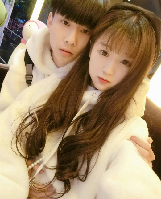 说起杨清柠应该有很多人都对她非常熟悉了,因为她