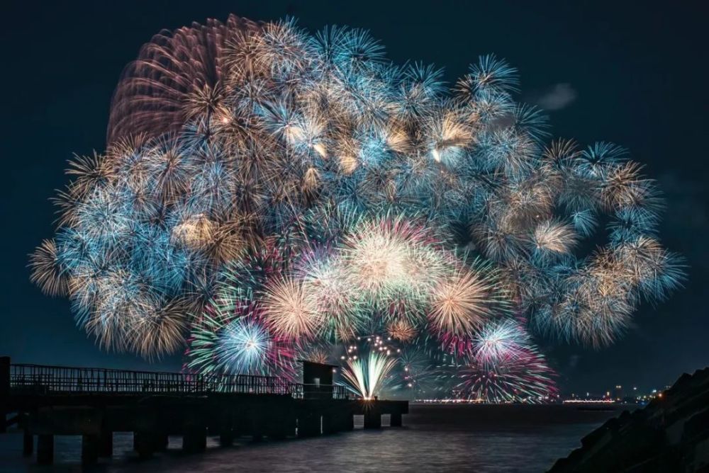 这个夏天 又被一年一度的花火大会点亮 真的太太太好看了