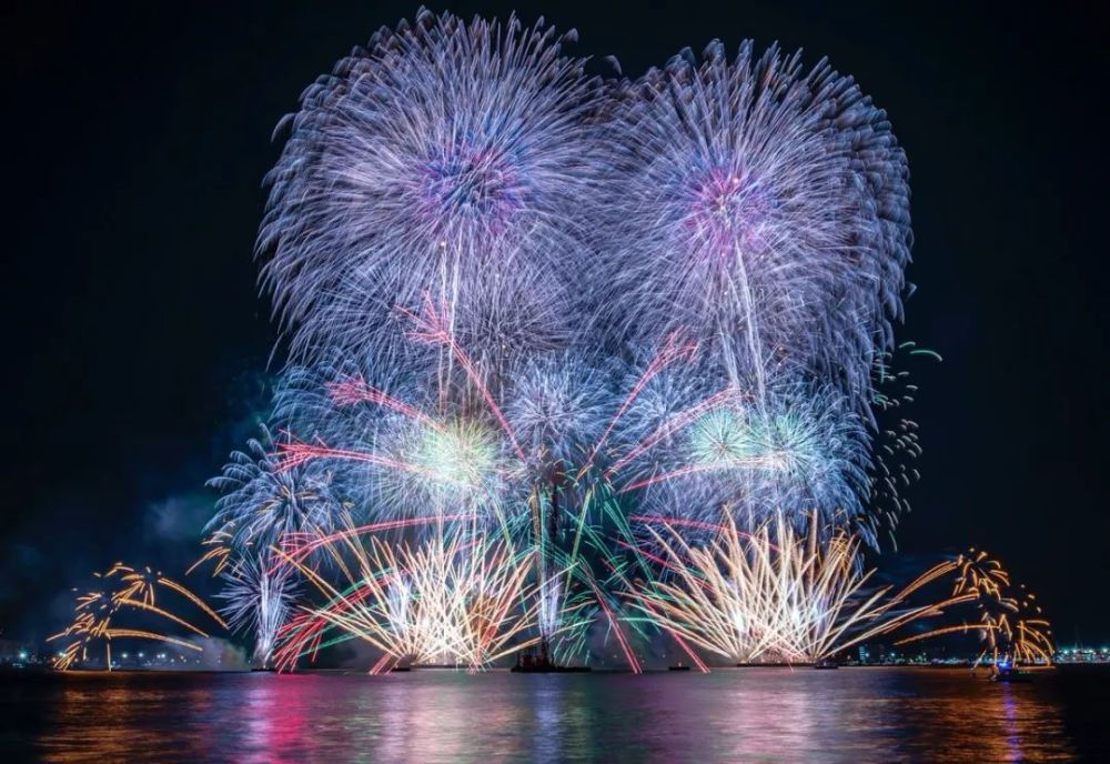 这个夏天 又被一年一度的花火大会点亮 真的太太太好看了