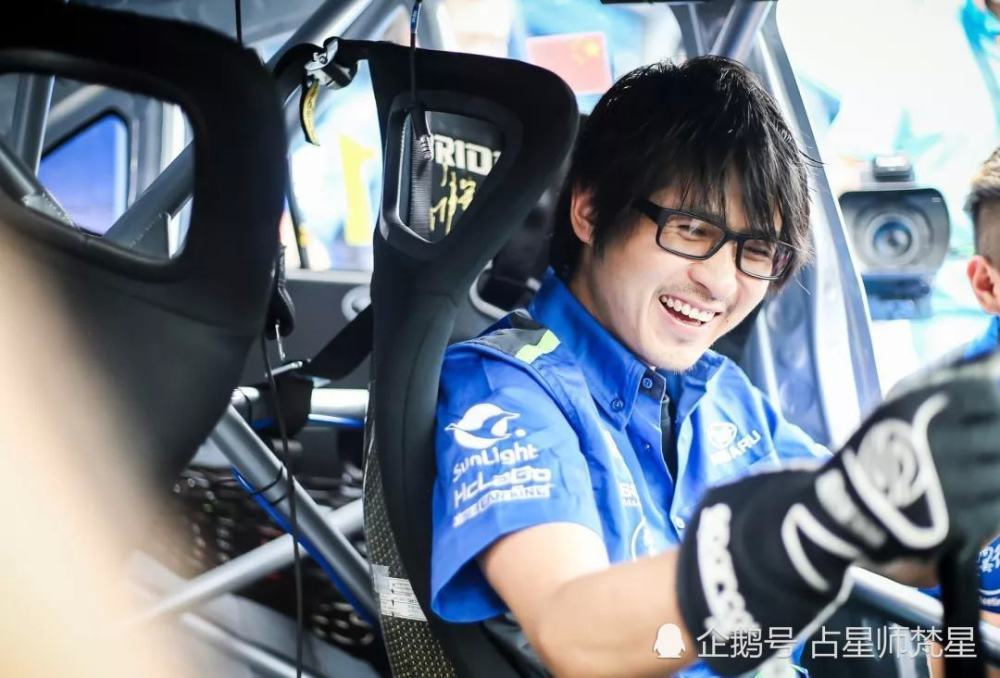 韩寒的成长完美诠释了天秤座即便不依靠教育也